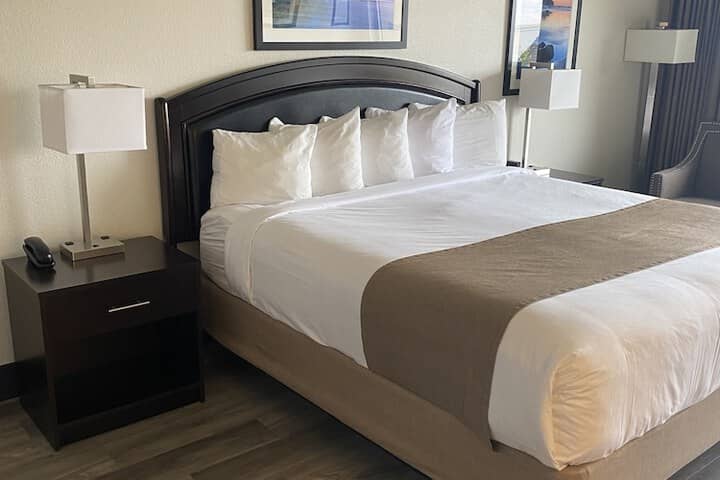 Room 12 of 60